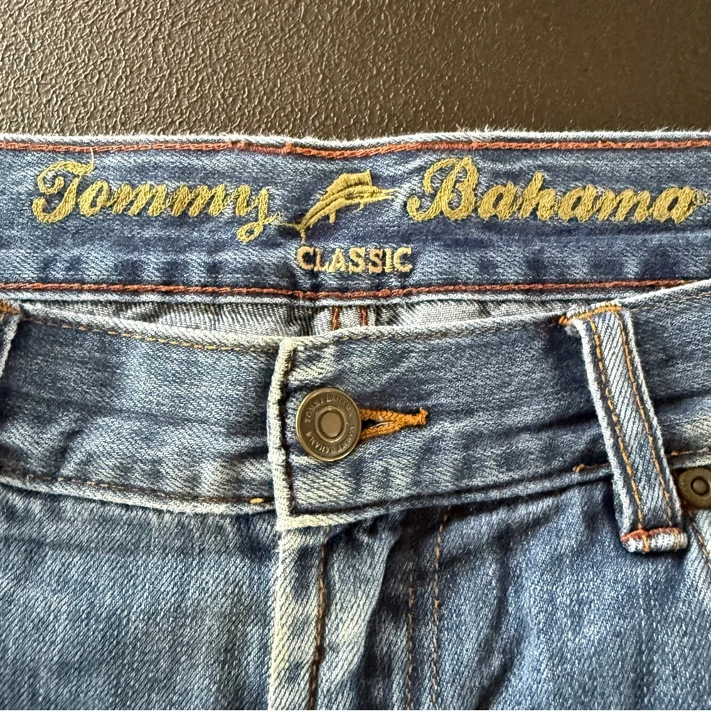 Tommy Bahama excellent preowned
